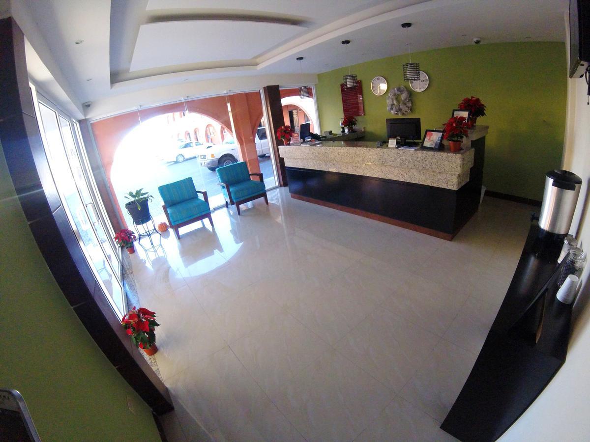 Las Torres Hotel Mexicali Exterior photo